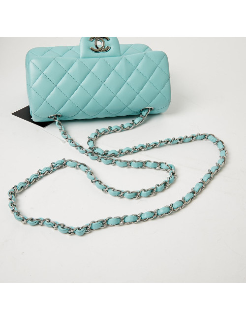 Timeless CHANEL cuir lisse turquoise