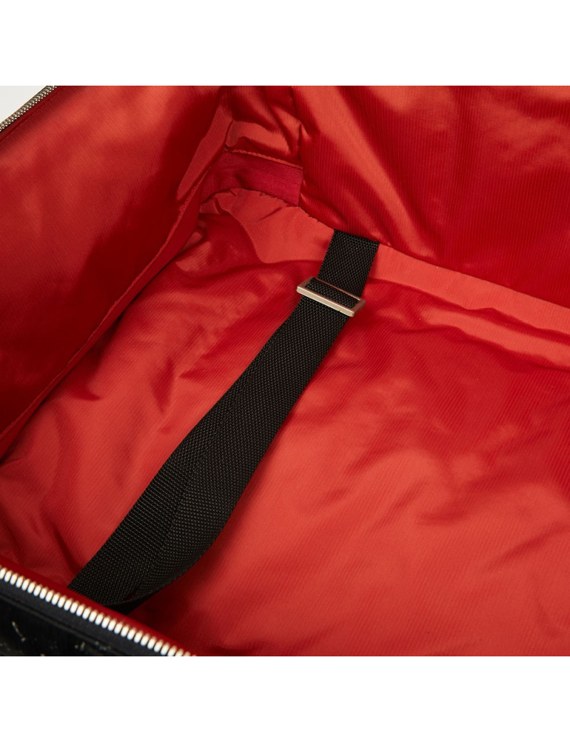  a reparer  roue Valise CHANEL en toile 