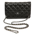 Chanel Wallet on chain cuir matelassé noir