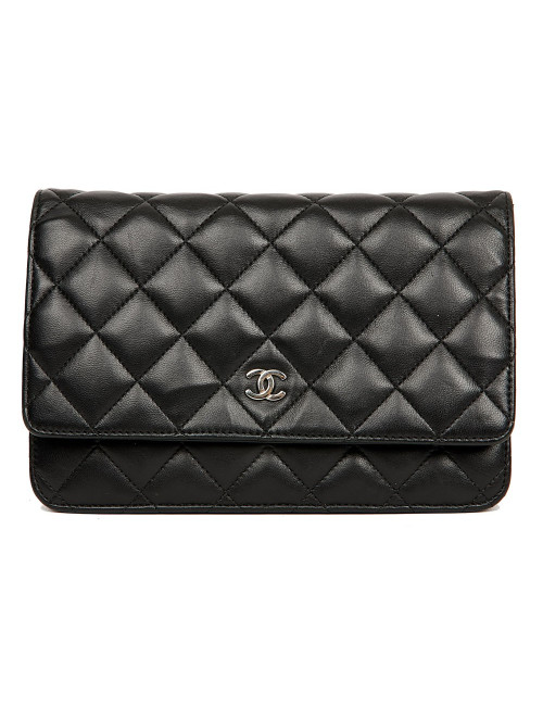 Wallet on chain CHANEL cuir matelassé noir