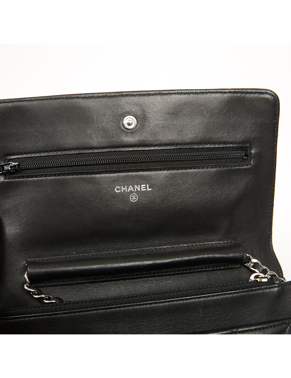 Wallet on chain CHANEL cuir matelassé noir