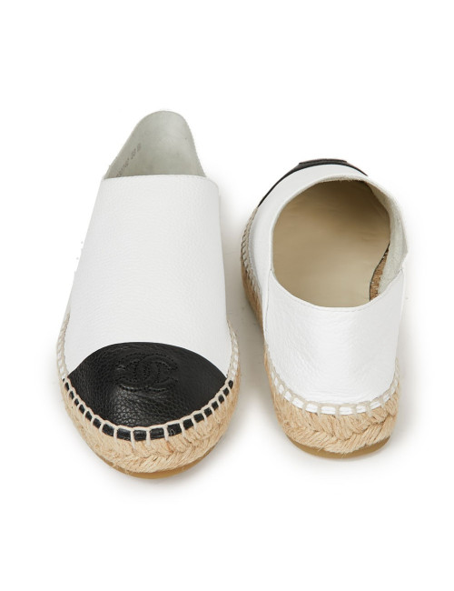 Chanel white leather espadrilles T38 