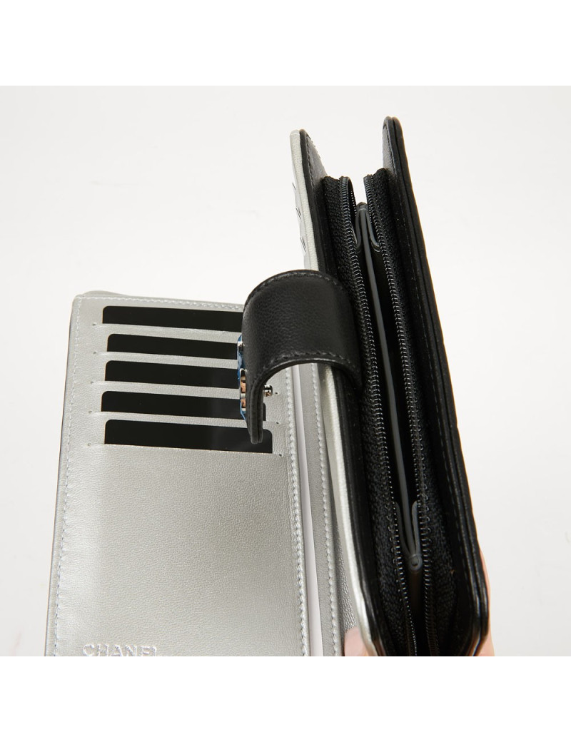 Porte monnaie CHANEL cuir embossé 