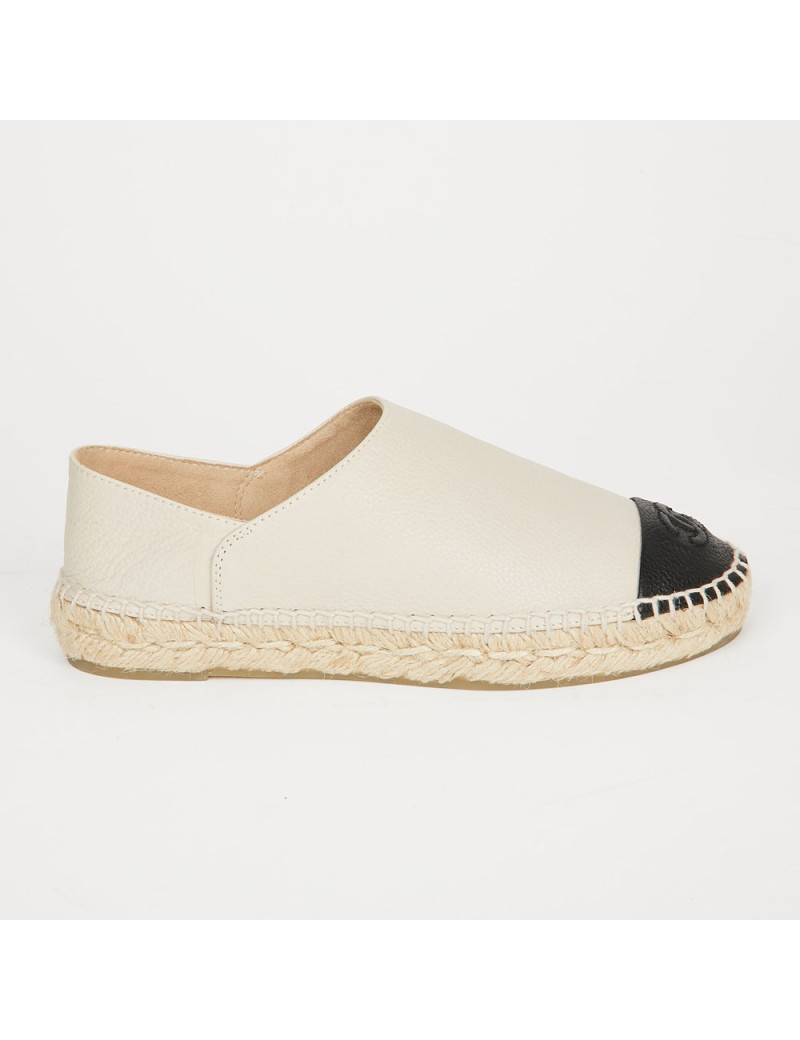 Espadrilles T36 cuir beige CHANEL