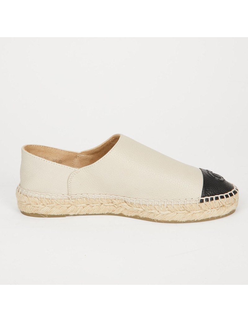 Espadrilles T36 cuir beige CHANEL