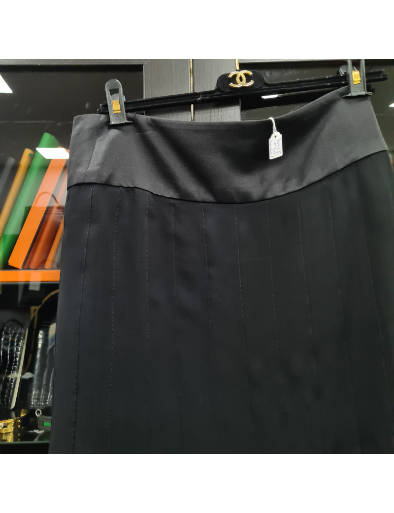 Jupe T 38 Chanel soie noir plissée en bas
