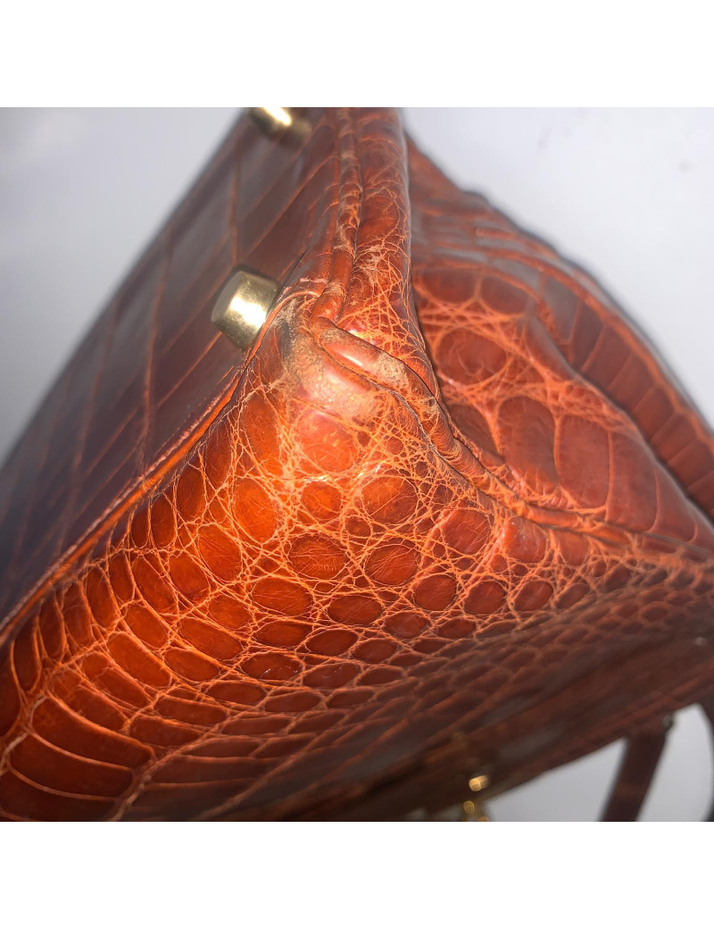 Kelly 32 alligator mat marron bijouterie or