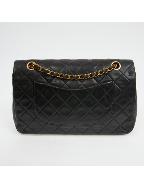 Timeless CHANL cuir d'agneau noir Vintage