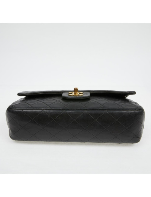 Timeless CHANL cuir d'agneau noir Vintage