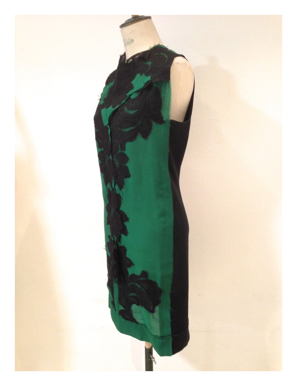 Robe fourreau LANVIN soie avec dentelles T36