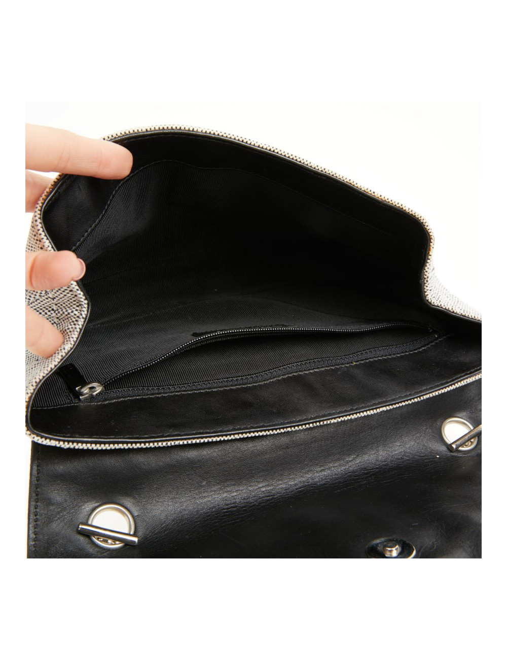 Baguette CHANEL toile blanc noir Vintage