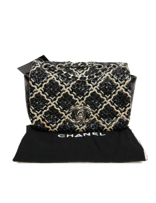 CHANEL Mini Flap Bag - CHANEL Pre-Owned Luxury Certified Authentic.