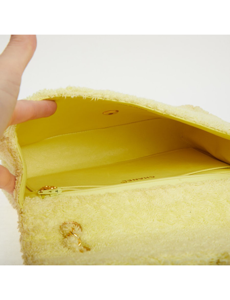 Occasion Certified CHANEL Vintage Timeless Bag in yellow terrycloth 