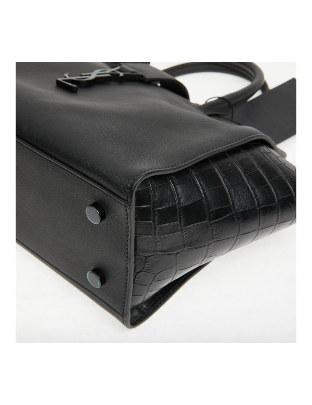 Sac Yves Saint Laurent Downtown Baby cuir noir imitation croco