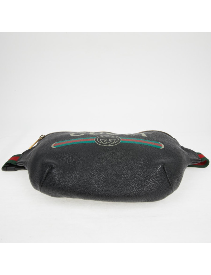 Ceinture banane Gucci noir grainé