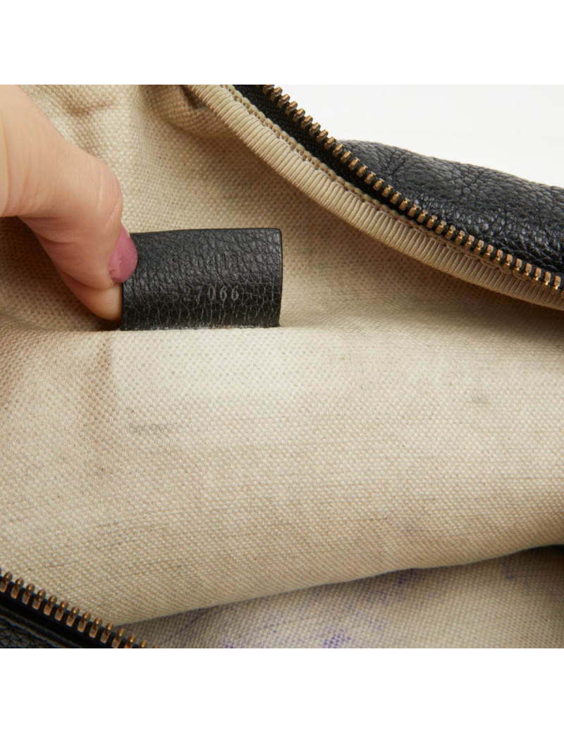 Ceinture banane Gucci noir grainé