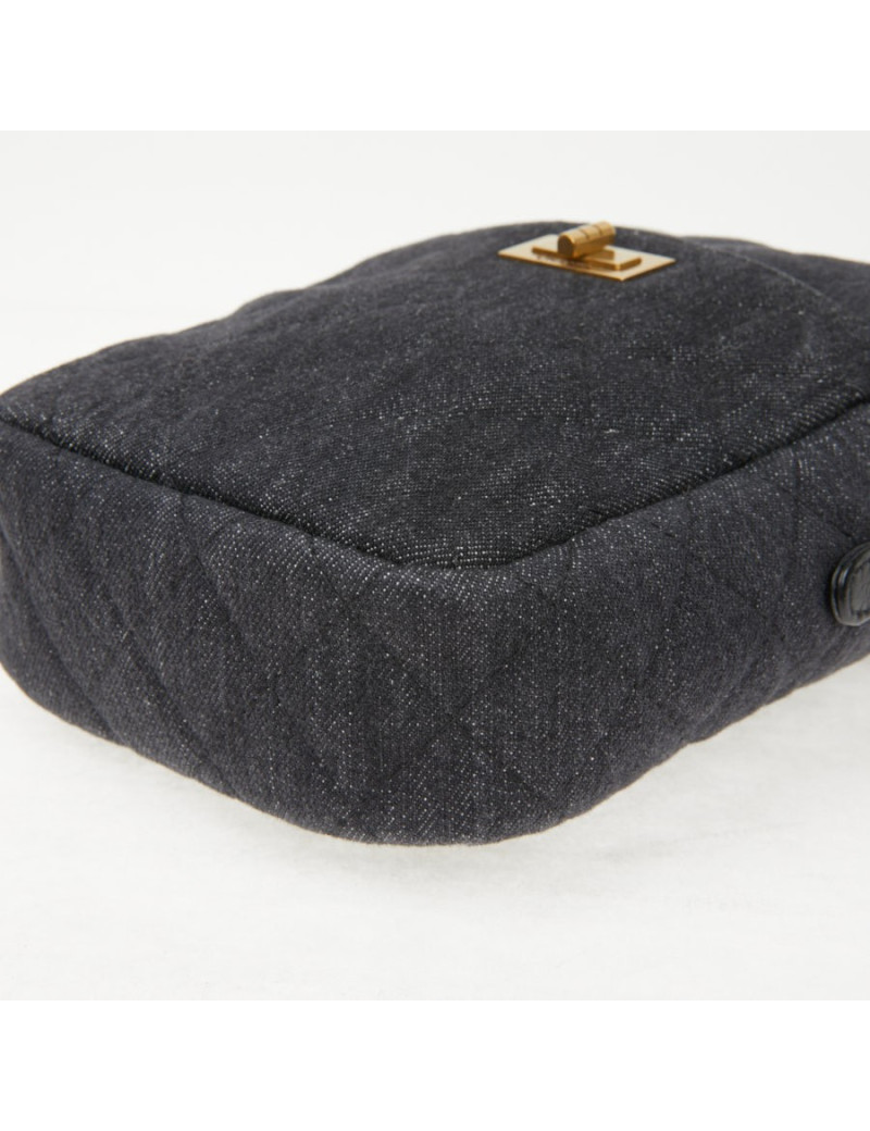 CHANEL Grey Denim Wallet Bag - Second-hand Luxurious Certified Bag