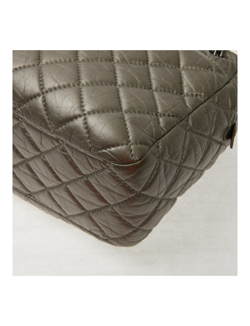 Sac Caméra Chanel GM cuir or bronze pâle mat