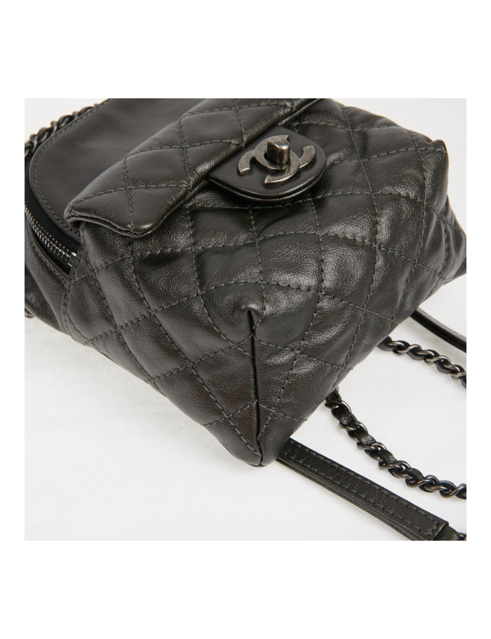 Mini sac à dos CHANEL cuir gris anthracite 