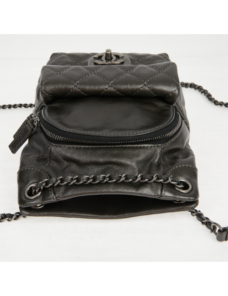 Mini sac à dos CHANEL cuir gris anthracite 