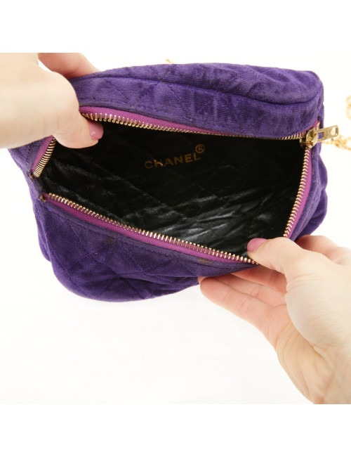 CHANEL Vintage purple velvet fanny pack