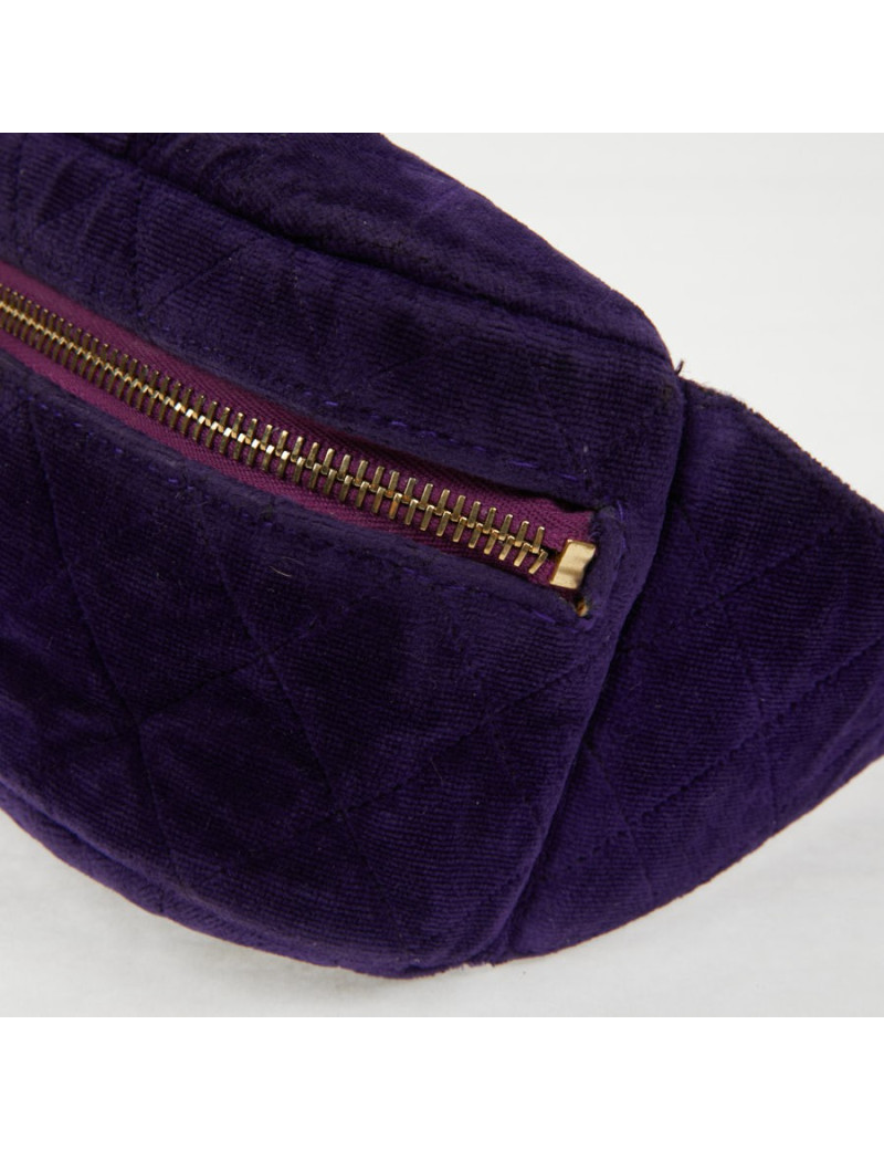 CHANEL Vintage purple velvet fanny pack