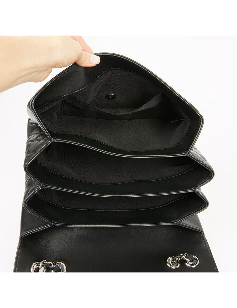 Sac à main CHANEL cuir lisse et matelassé noir