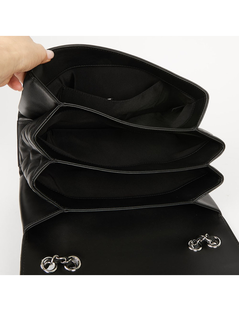 Sac à main CHANEL cuir lisse et matelassé noir