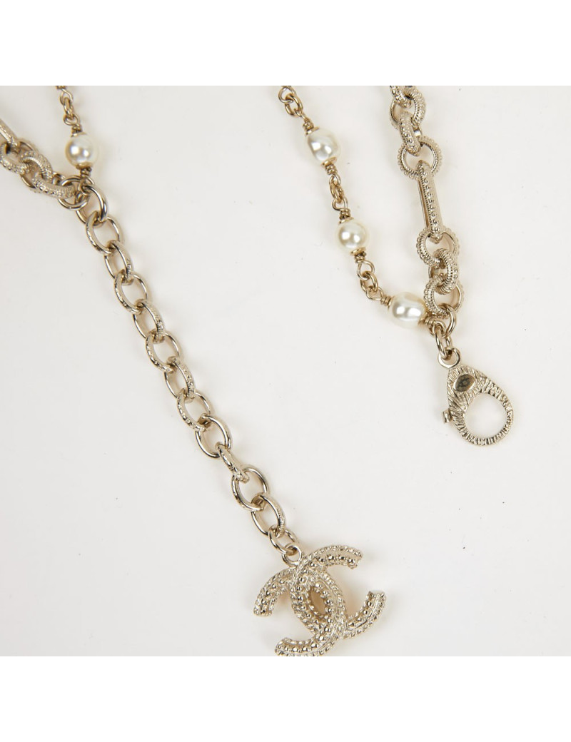 Sautoir CHANEL chaine et croix
