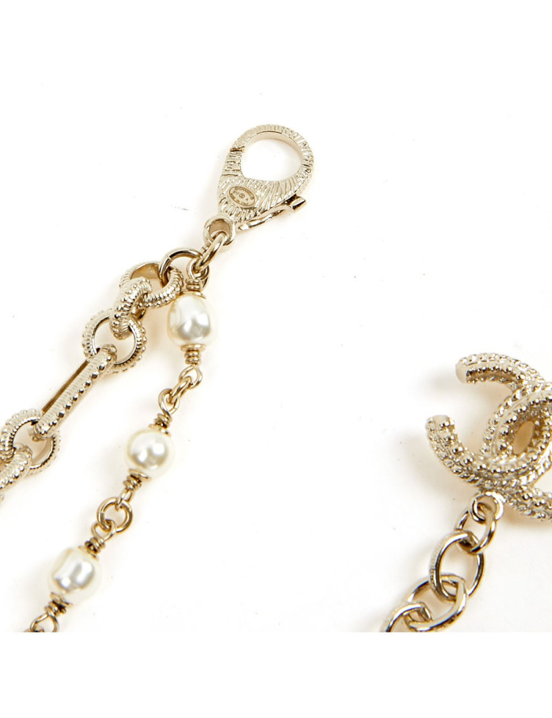 Sautoir CHANEL chaine et croix