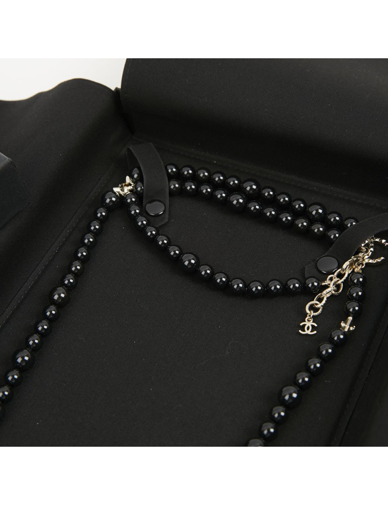 Sautoir CHANEL perles noires