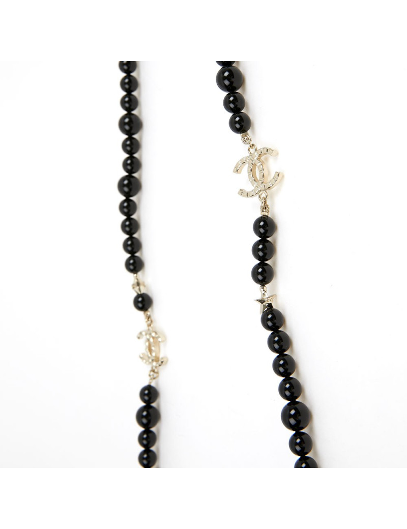 Sautoir CHANEL perles noires