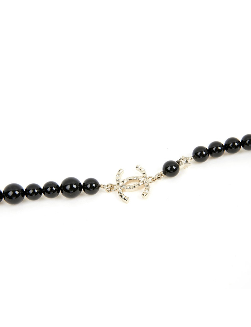 Sautoir CHANEL perles noires