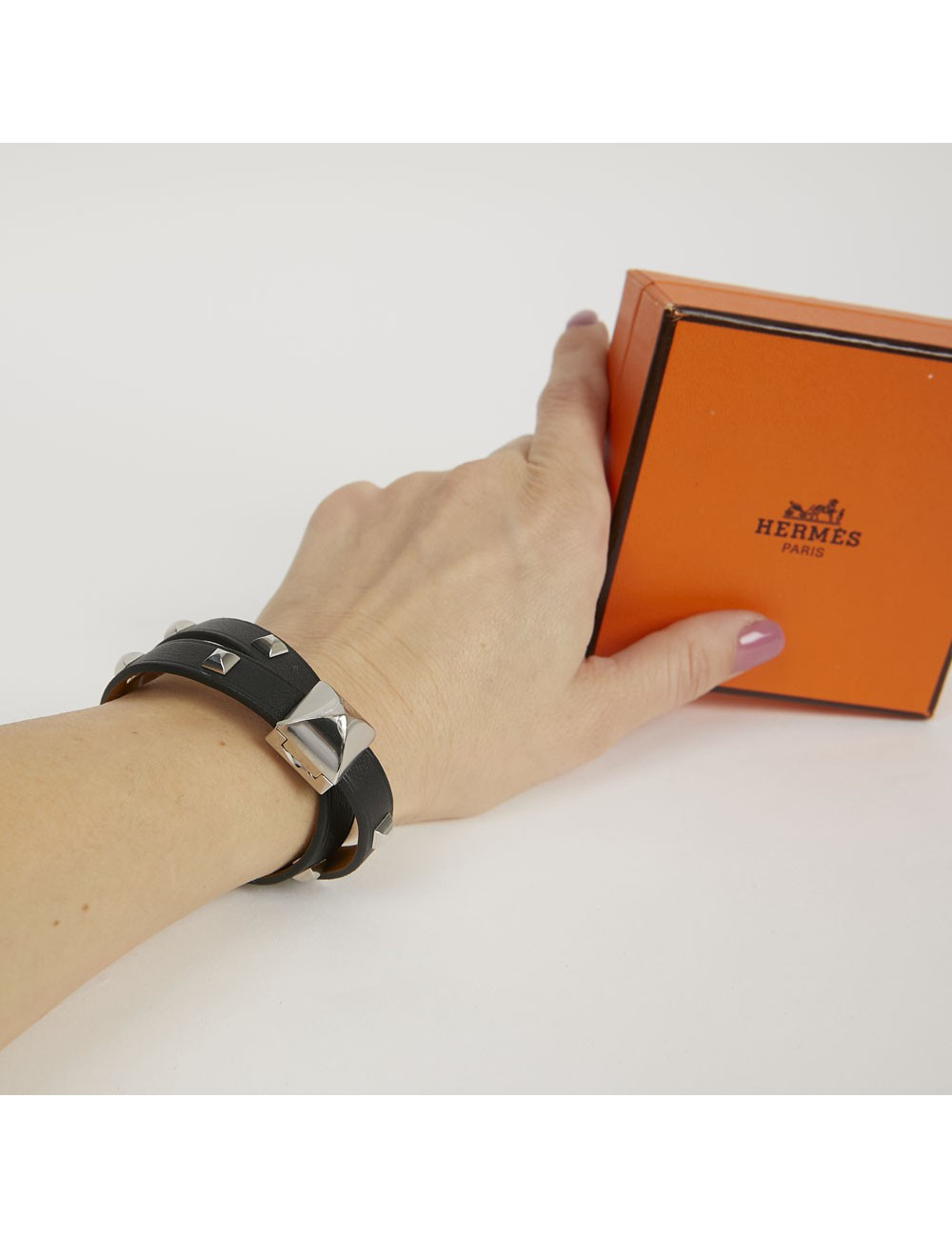 Bracelet cuir Medor HERMÈS Infini clouté double tour 