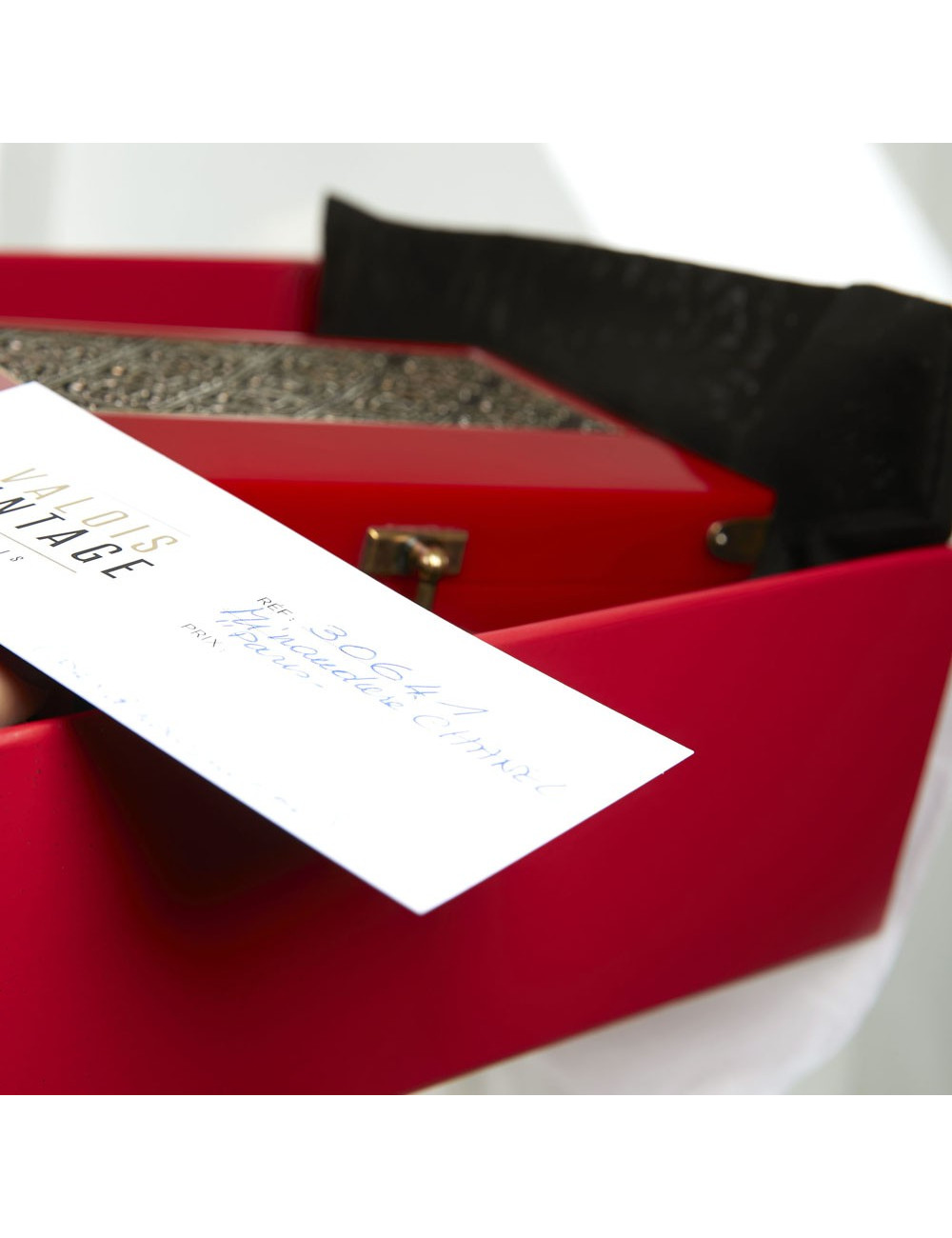 CHANEL Paris-Shanghai Minaudière  - CHANEL Pre-Owned Luxury Certified.