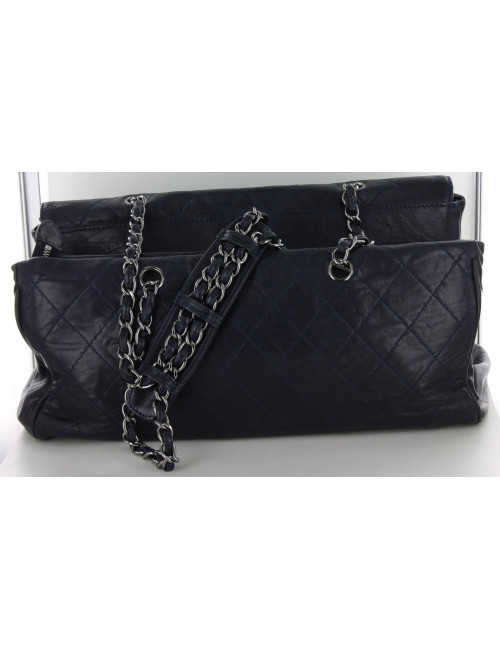 grand sac CHANEL veau lisse bleu