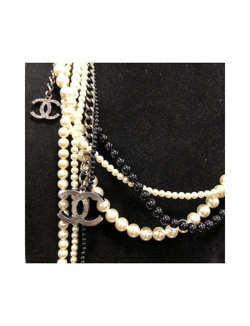 Sautoir CHANEL multirangs noirs et blancs