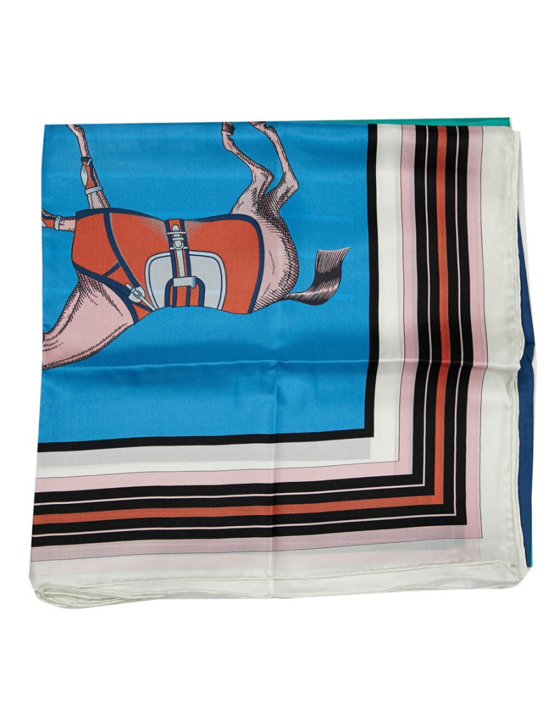 Carré géant  HERMES couvertures nouvelles