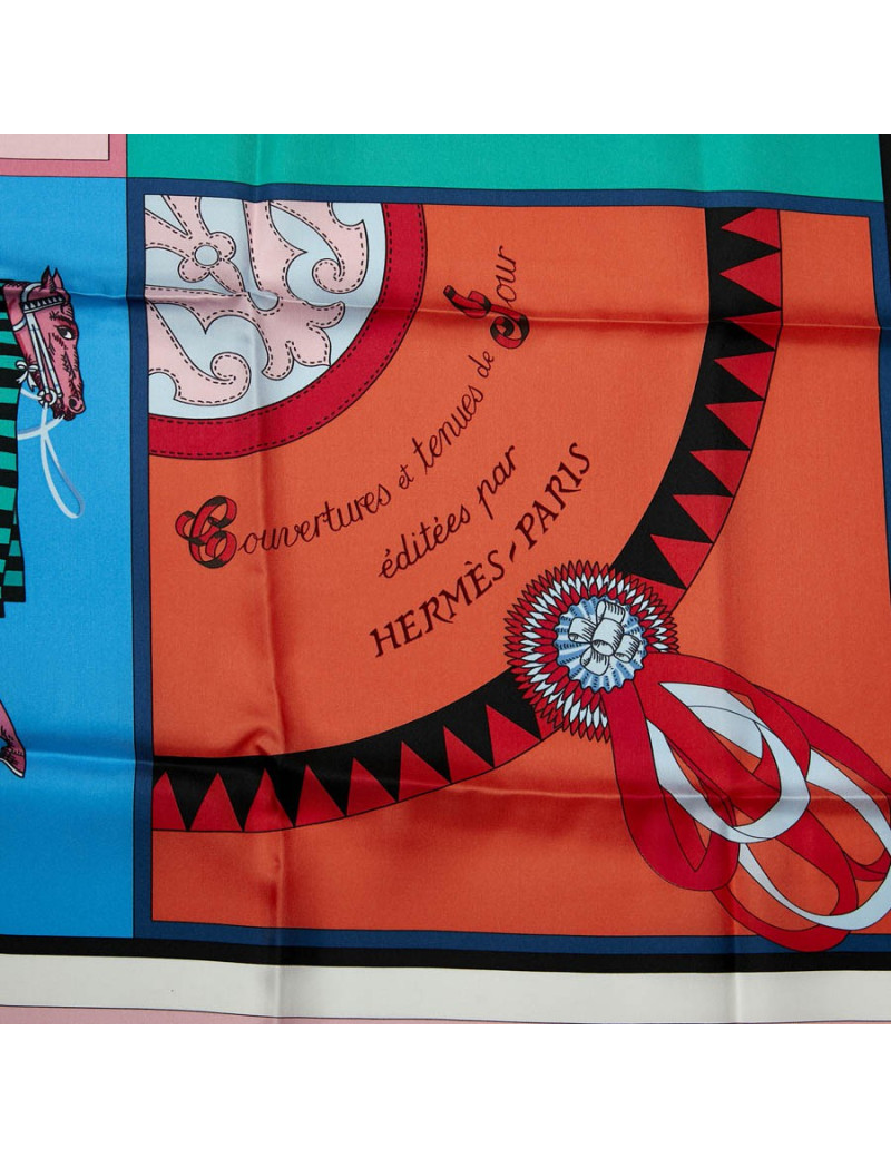 Carré géant  HERMES couvertures nouvelles