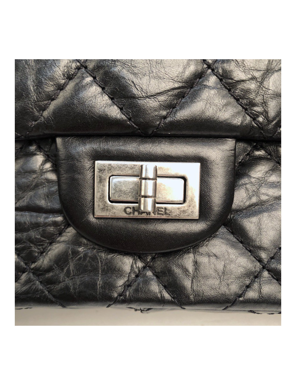 Sac Mademoiselle 2.55 CHANEL cuir froissé noir