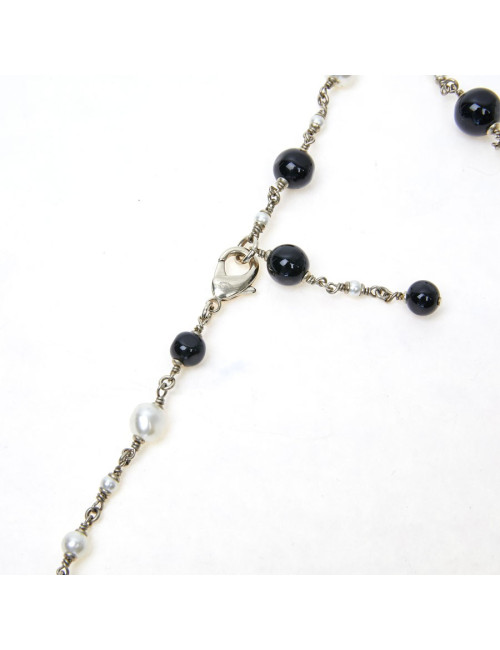 Sautoir CHANEL perles nacrées et noires