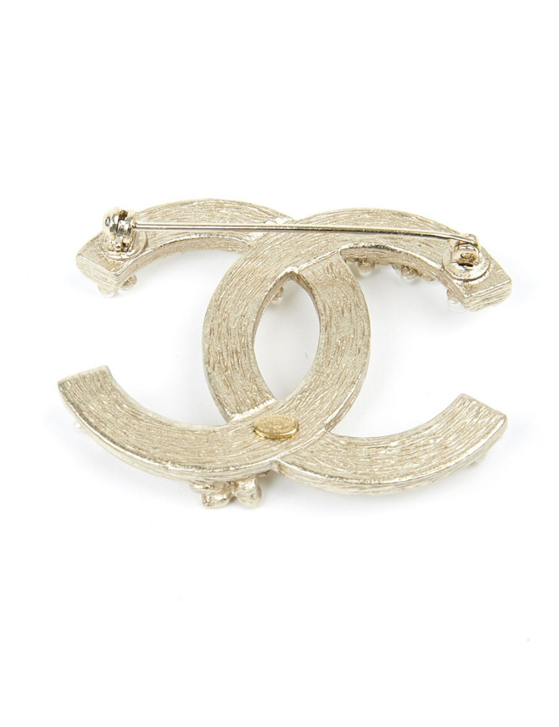 Broche CHANEL champagne perles nacrées