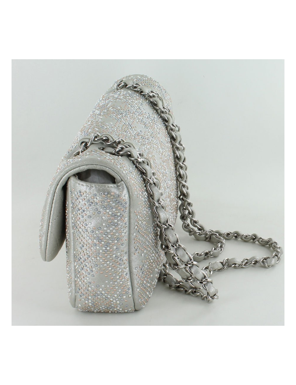 Sac timeless CHANEL veau lisse perlé