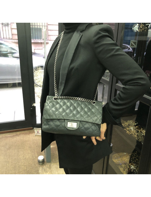Sac à main 2.55 CHANEL  Mademoiselle cuir caviar gris