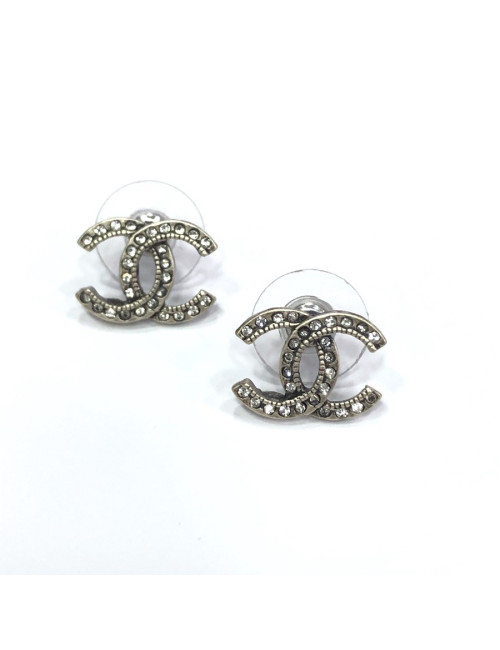 Boucles d'oreille CHANEL  argent vieilli strass