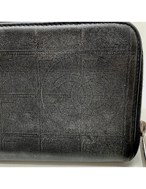 CHANEL Vintage Long Wallet in Black Leather