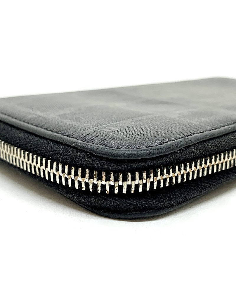 CHANEL Vintage Long Wallet in Black Leather