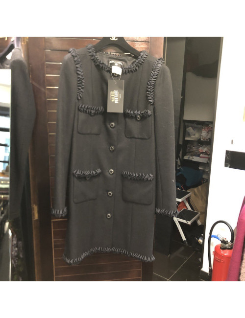 Manteau T  CHANEL noir et ruban satin 