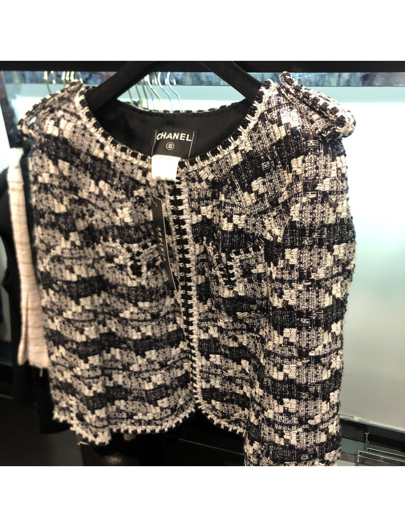 Veste  CHANEL noir et blanc
