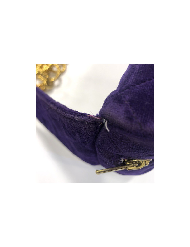 CHANEL Vintage purple velvet fanny pack